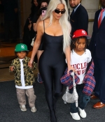Access_Kardashian_012.jpg
