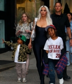 Access_Kardashian_041.jpg