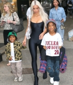 Access_Kardashian_060.jpg