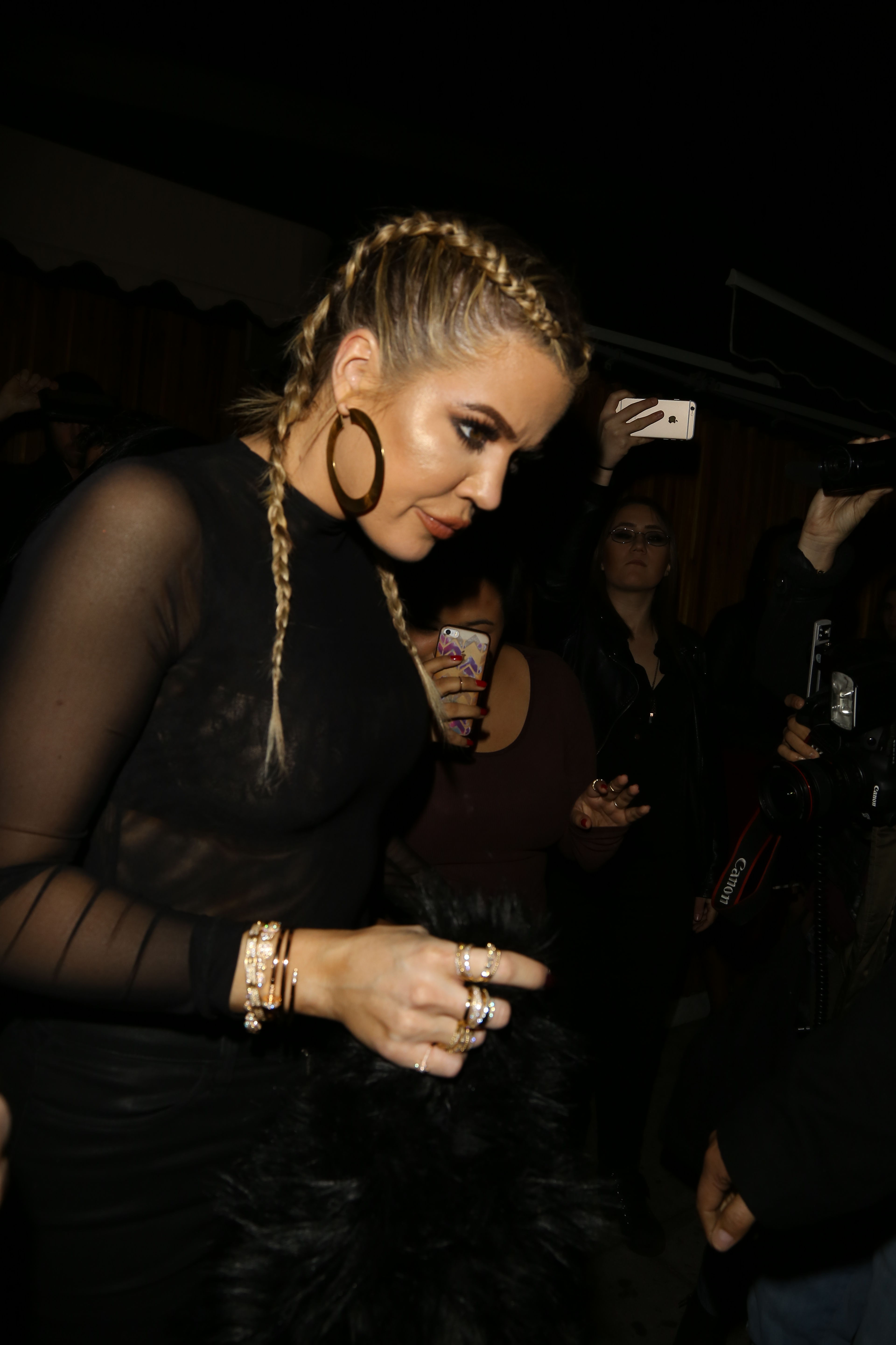 Access_Kardashian_06.jpeg