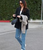 Access_Kardashian_011.jpg