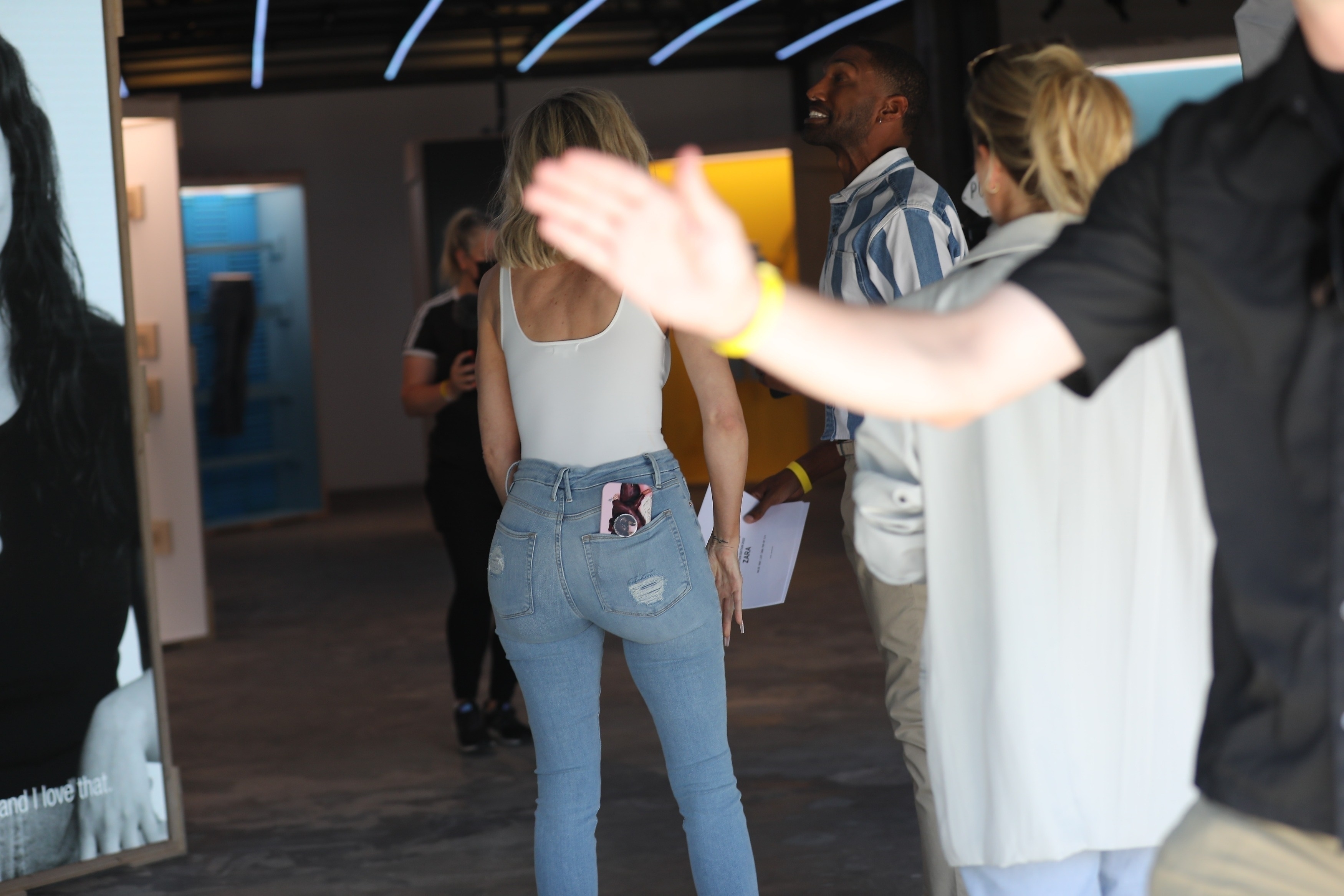 Access_Kardashian_031.jpg