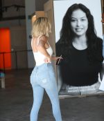 Access_Kardashian_024.jpg