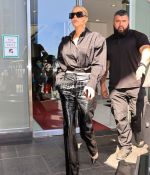 Access_Kardashian_05.jpg