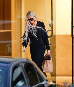 Access_Kardashian_04.jpg