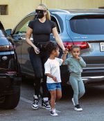 Access_Kardashian_019.jpg
