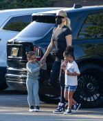 Access_Kardashian_034.jpg