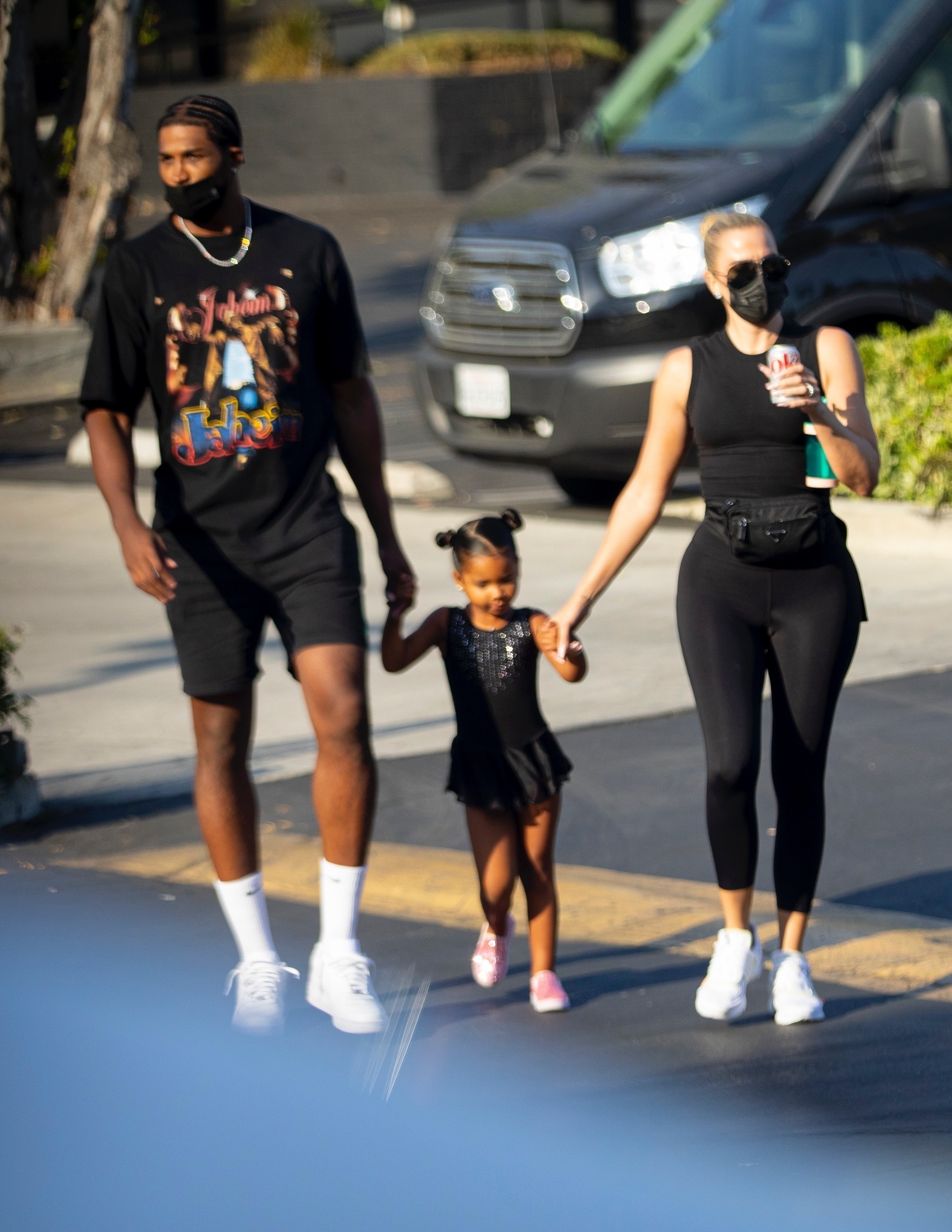 Access_Kardashian_014.jpg