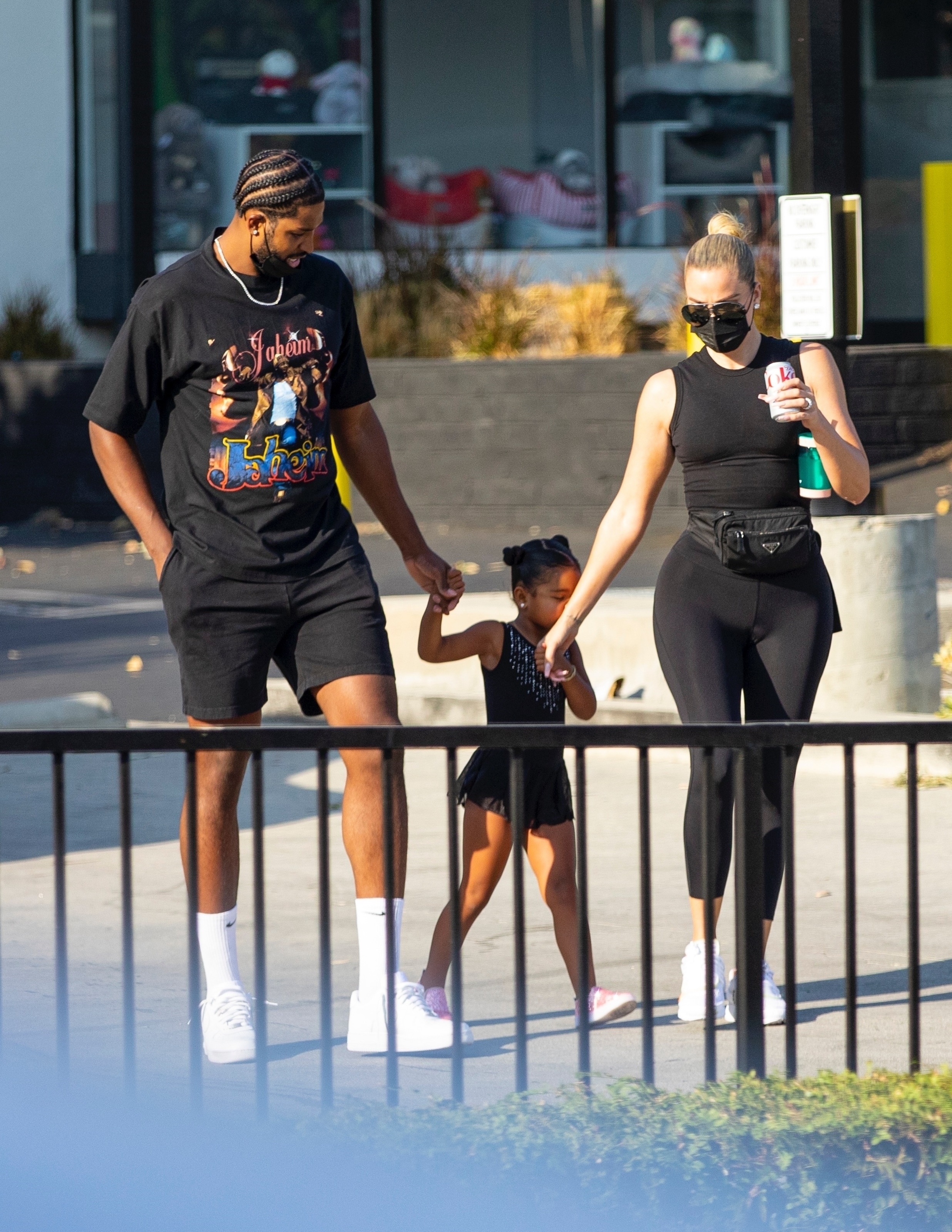 Access_Kardashian_021.jpg