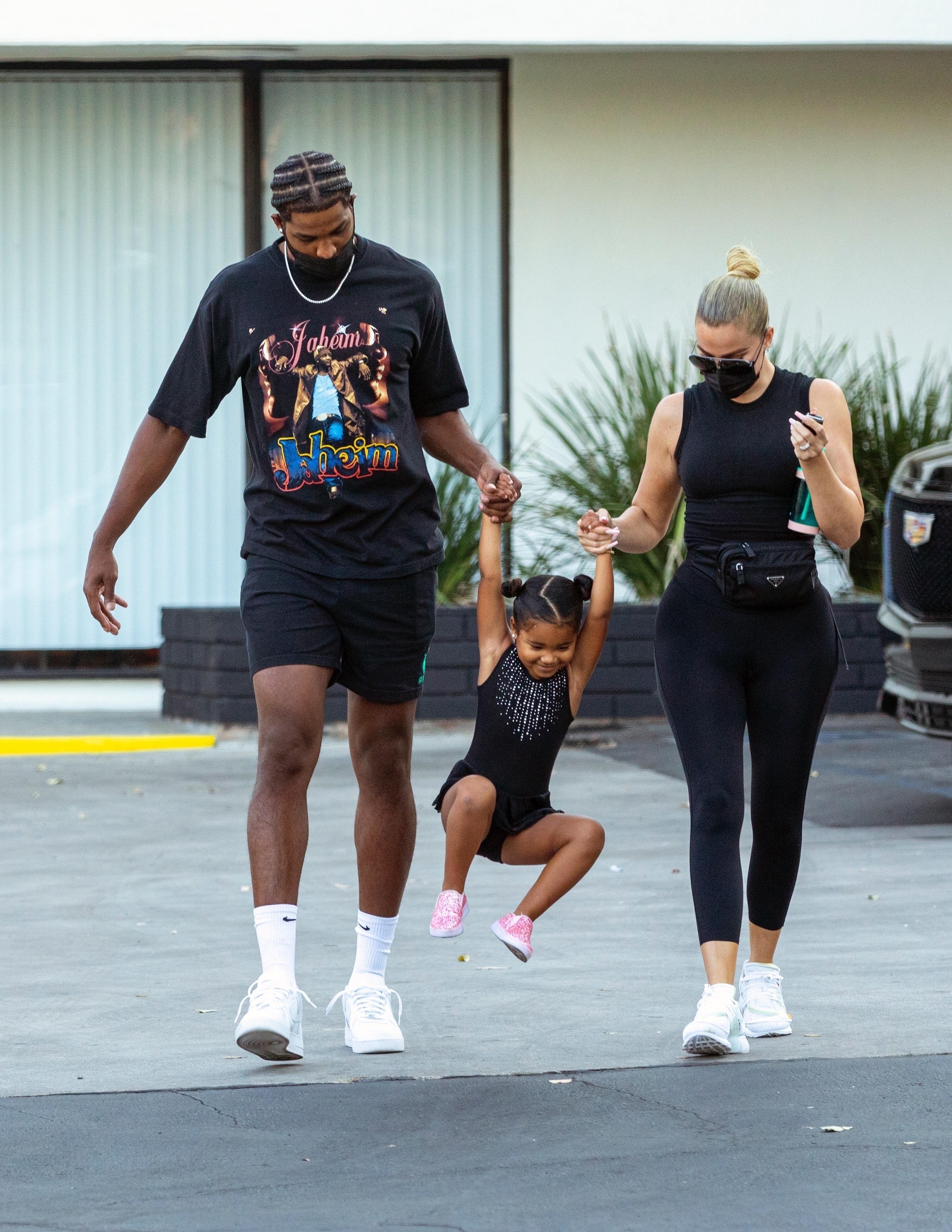 Access_Kardashian_050.jpg