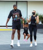 Access_Kardashian_029.jpg