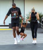 Access_Kardashian_049.jpg