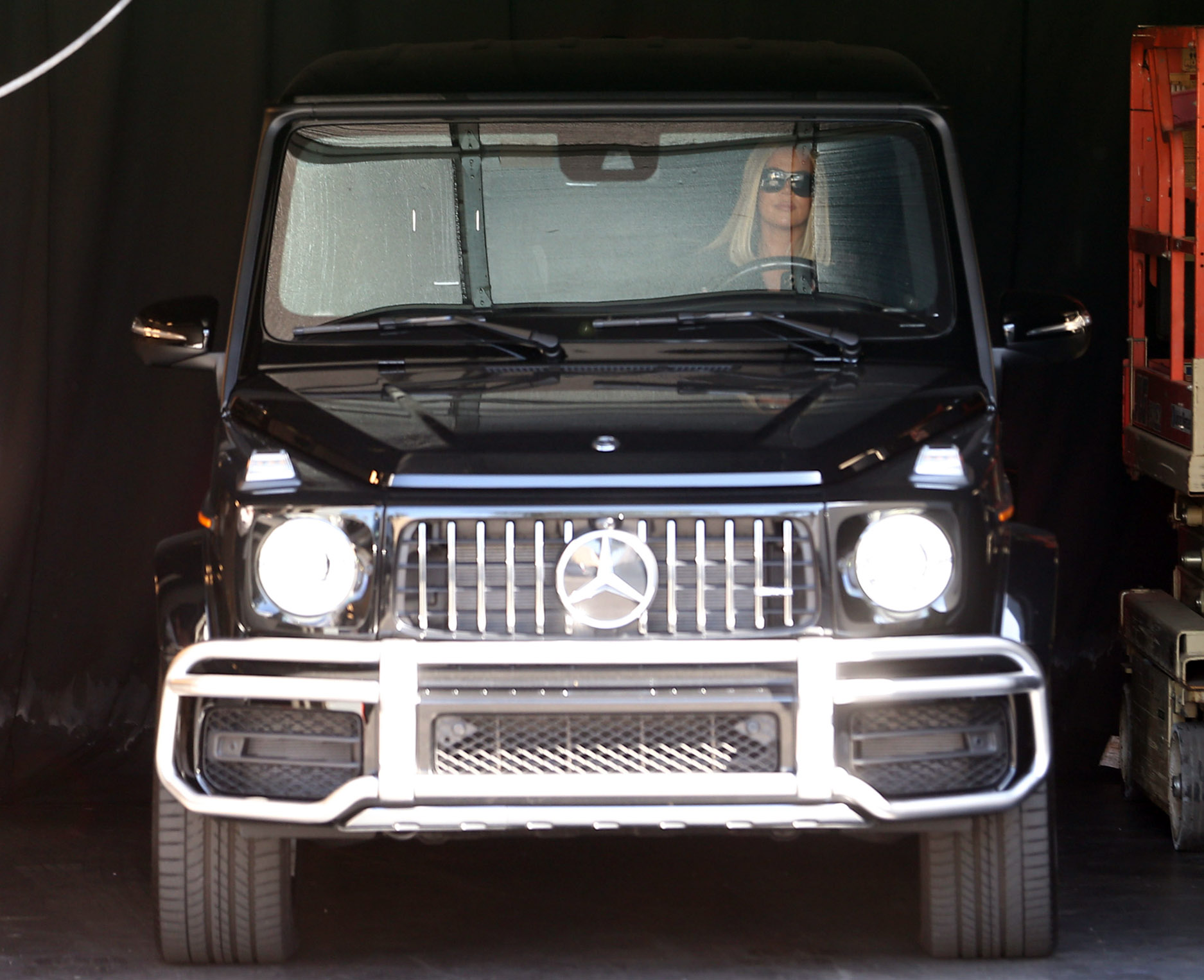 Access_Kardashian_02.jpg