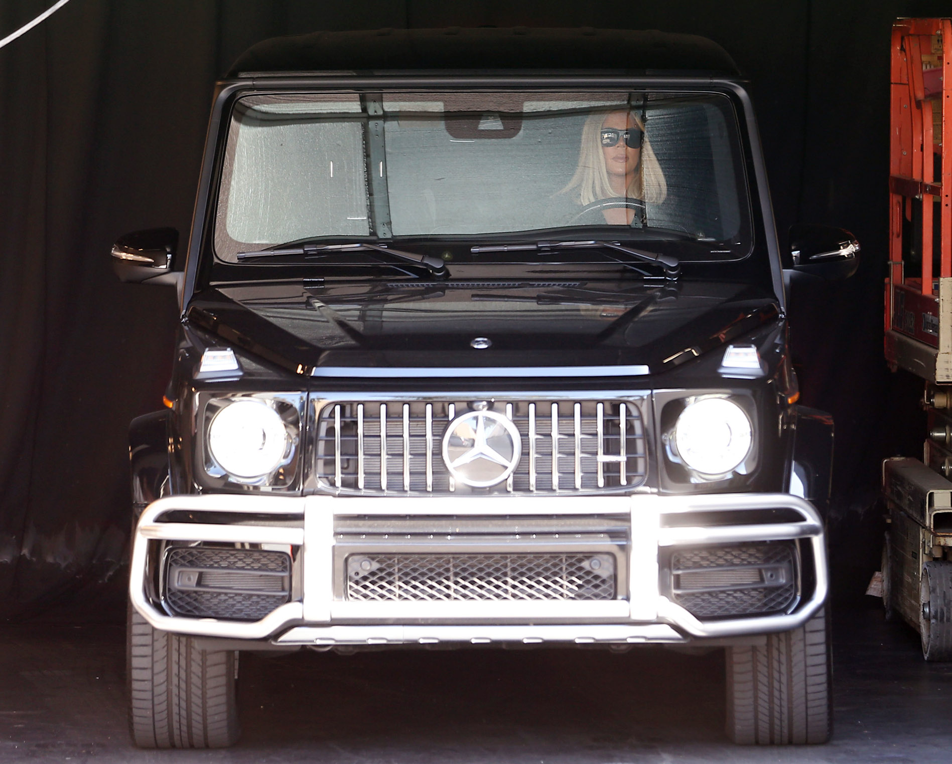 Access_Kardashian_03.jpg