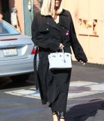 Access_Kardashian_031.jpg