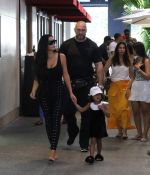 Access_Kardashian_012.jpg
