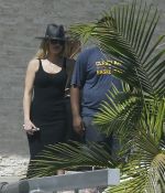 Access_Kardashian_08.jpg