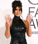 Access_Kardashian_06.jpg