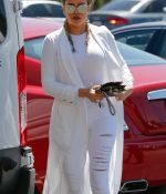 Access_Kardashian_010.jpg