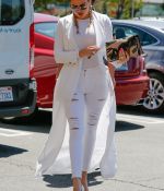 Access_Kardashian_015.jpg