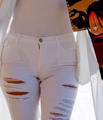 Access_Kardashian_03.jpg