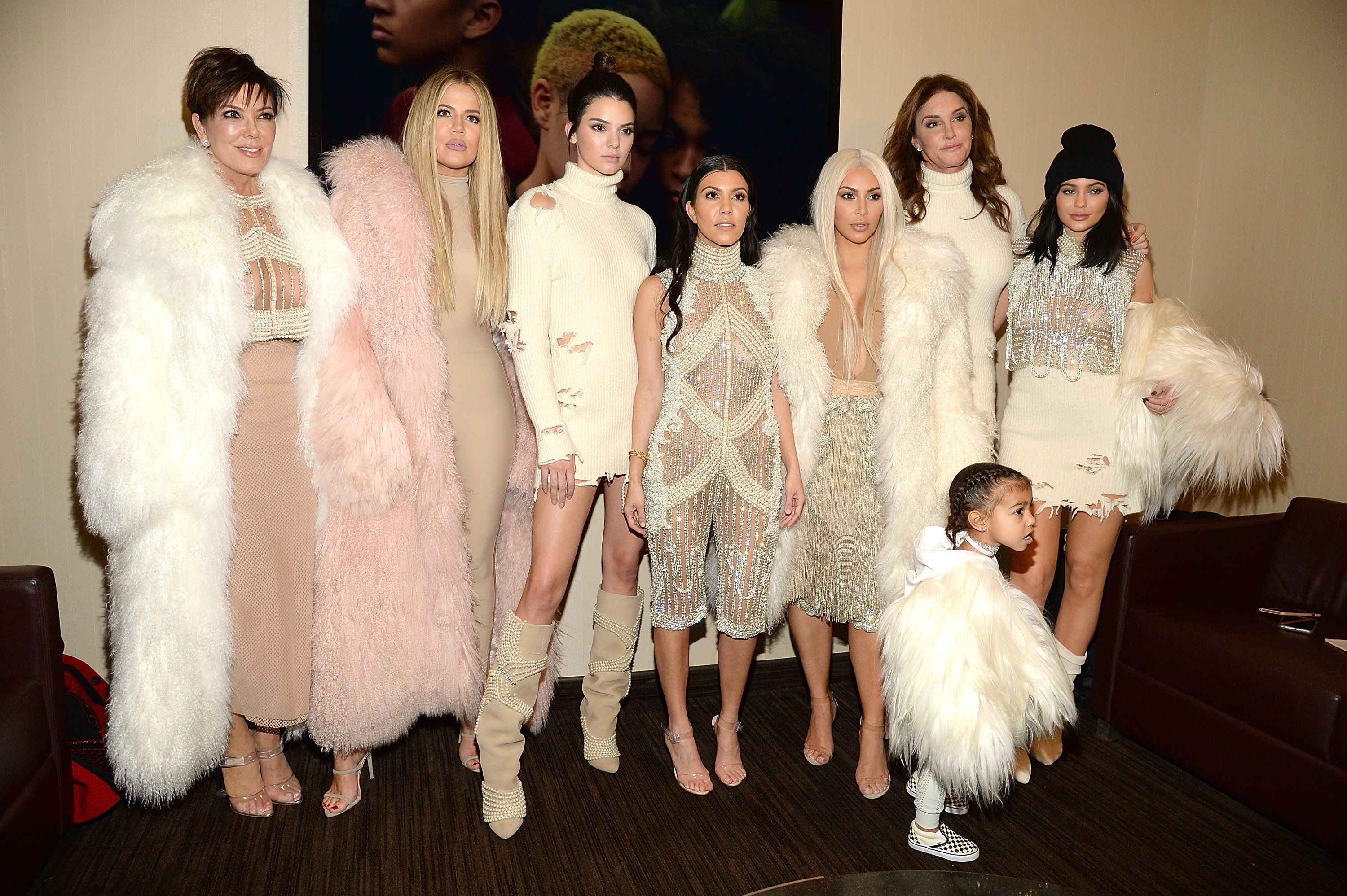Access_Kardashian_09.jpg