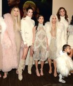 Access_Kardashian_09.jpg