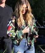 Access_Kardashian_09.jpg