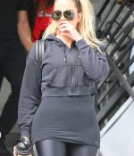 Filename=Access_Kardashian_04.jpg
Filesize=778KiB
Dimensions=2232x3200
Date added=09.11.23 Access_Kardashian_04.jpg