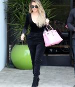 Filename=Access_Kardashian_015.jpg
Filesize=605KiB
Dimensions=2214x3000
Date added=09.11.23 Access_Kardashian_015.jpg