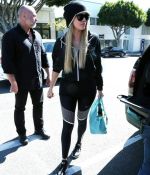 Access_Kardashian_08.jpg
