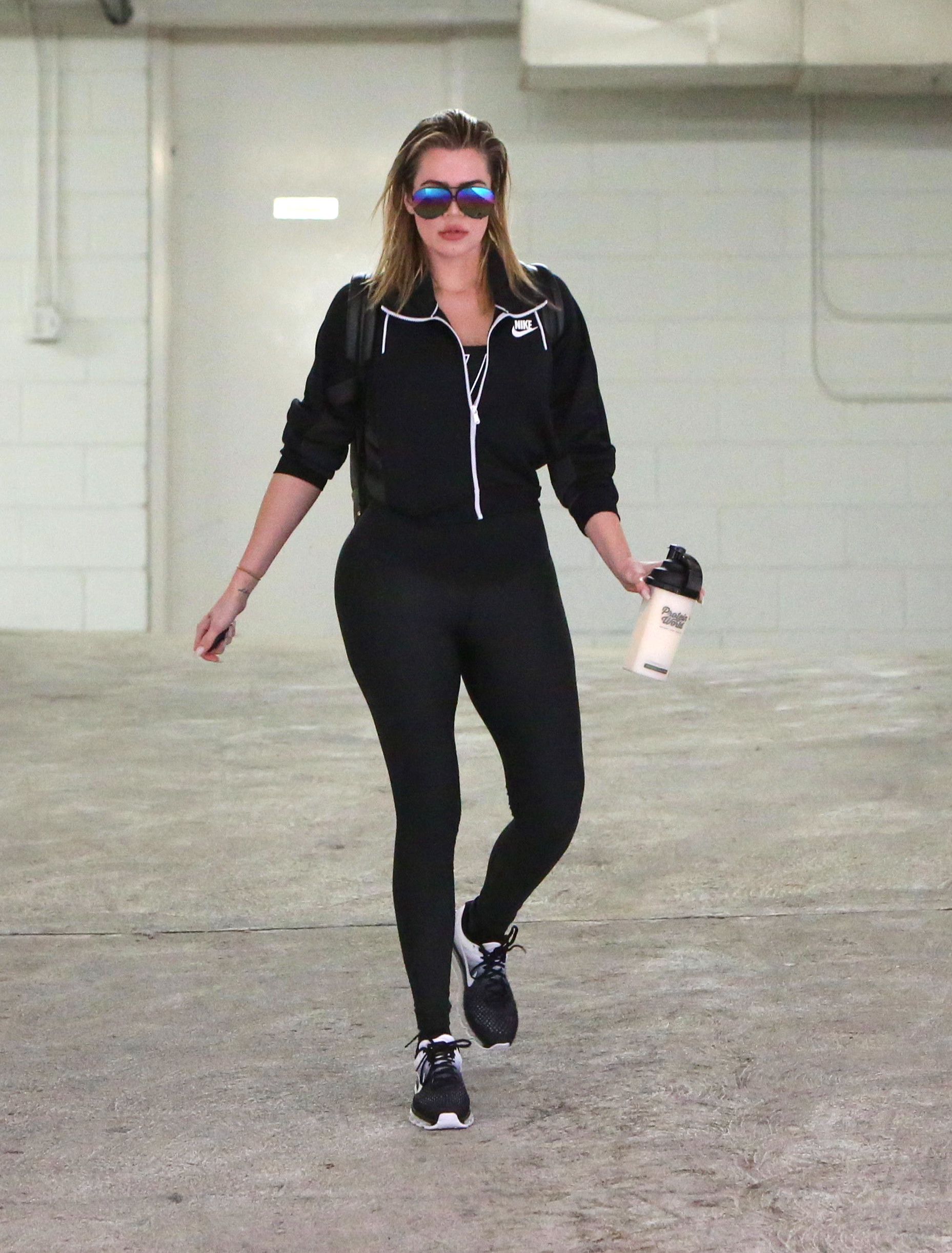Access_Kardashian_011.jpg