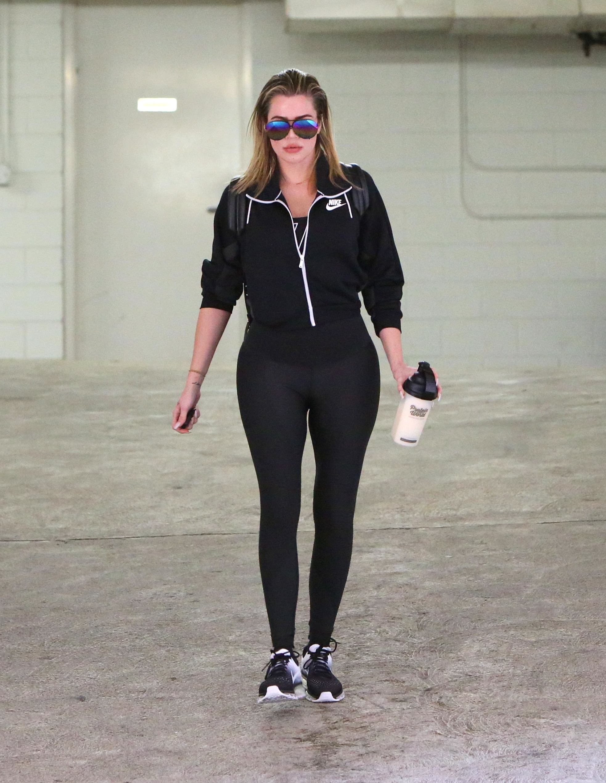 Access_Kardashian_08.jpg