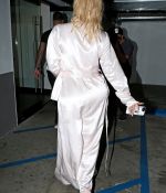 Access_Kardashian_01.jpg