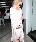 Access_Kardashian_04.jpg
