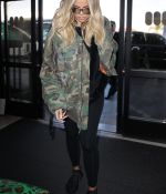 Access_Kardashian_03.jpg