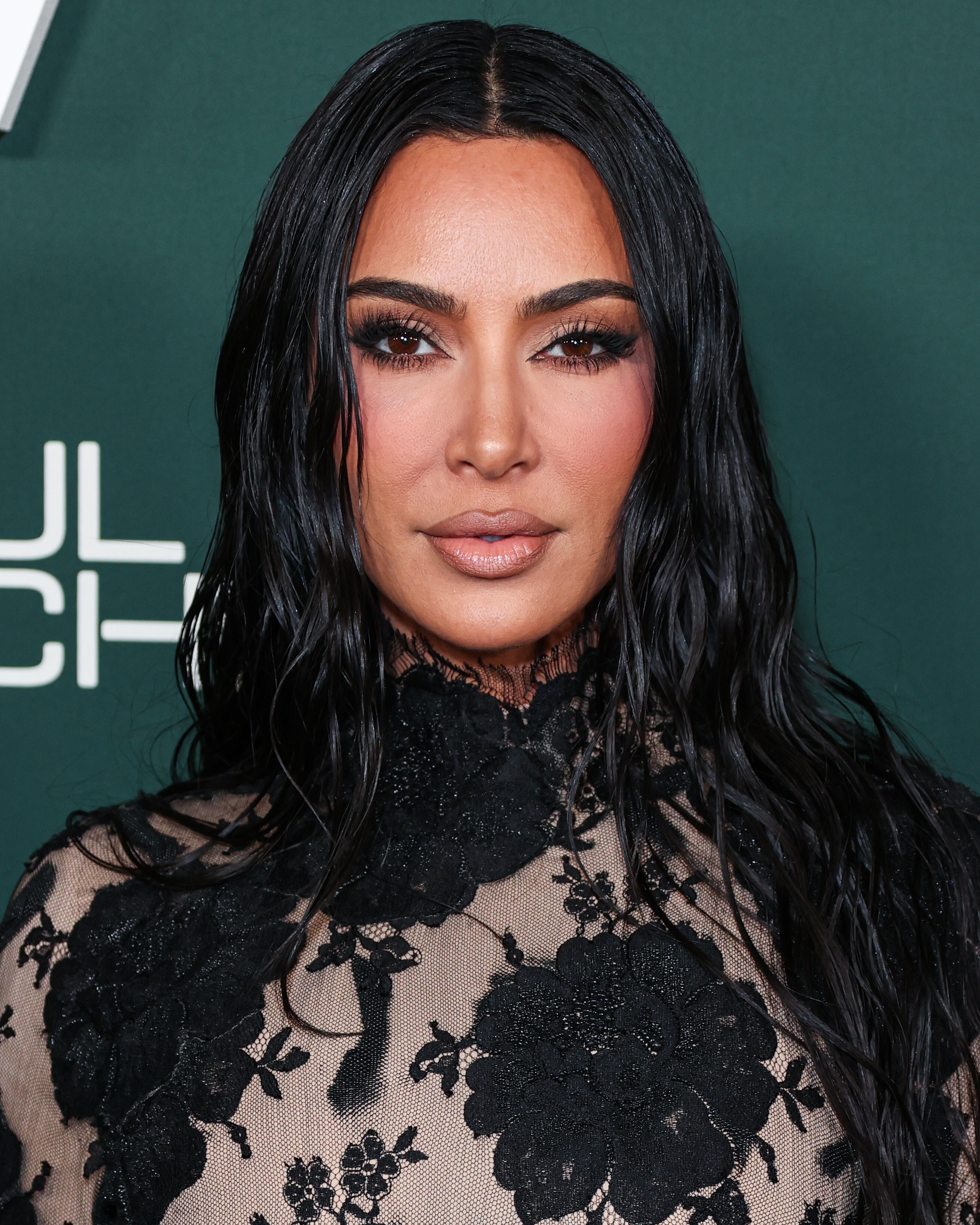 Access_Kardashian_015.jpg