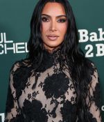 Access_Kardashian_09.jpg