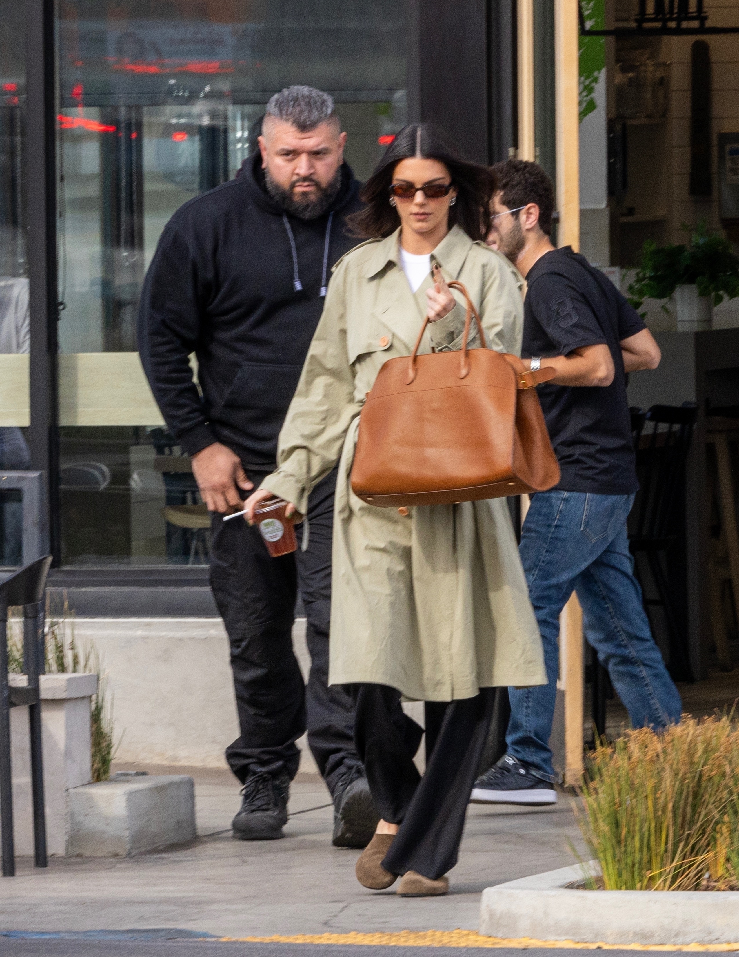 Access_Kardashian_08.jpg
