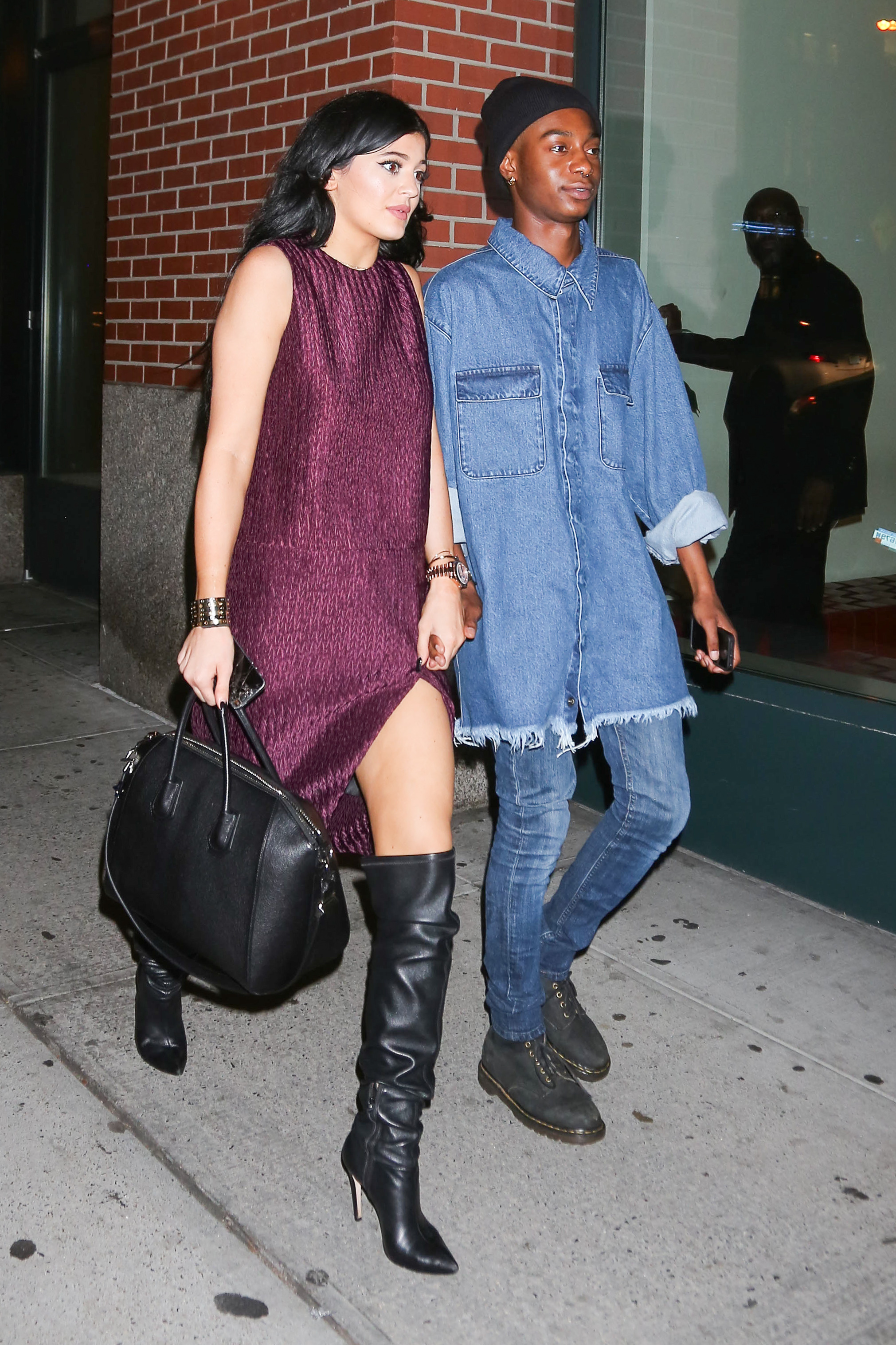 Access_Kardashian_02.jpg