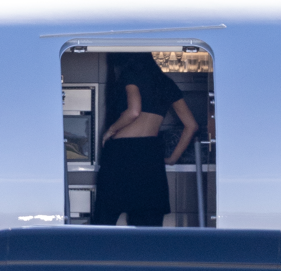 Access_Kardashian_03.jpg