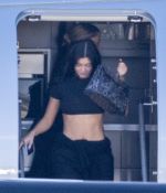 Access_Kardashian_08.jpg