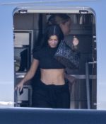 Access_Kardashian_09.jpg