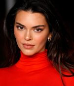 Access_Kardashian_0101.jpg