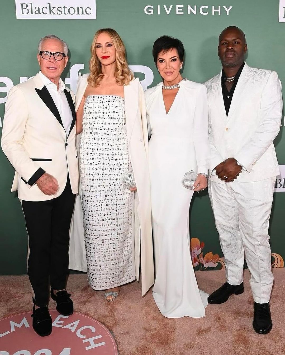 Access_Kardashian_11~0.jpg
