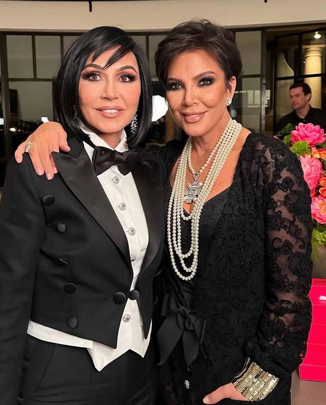 Access_Kardashian_19~0.jpg