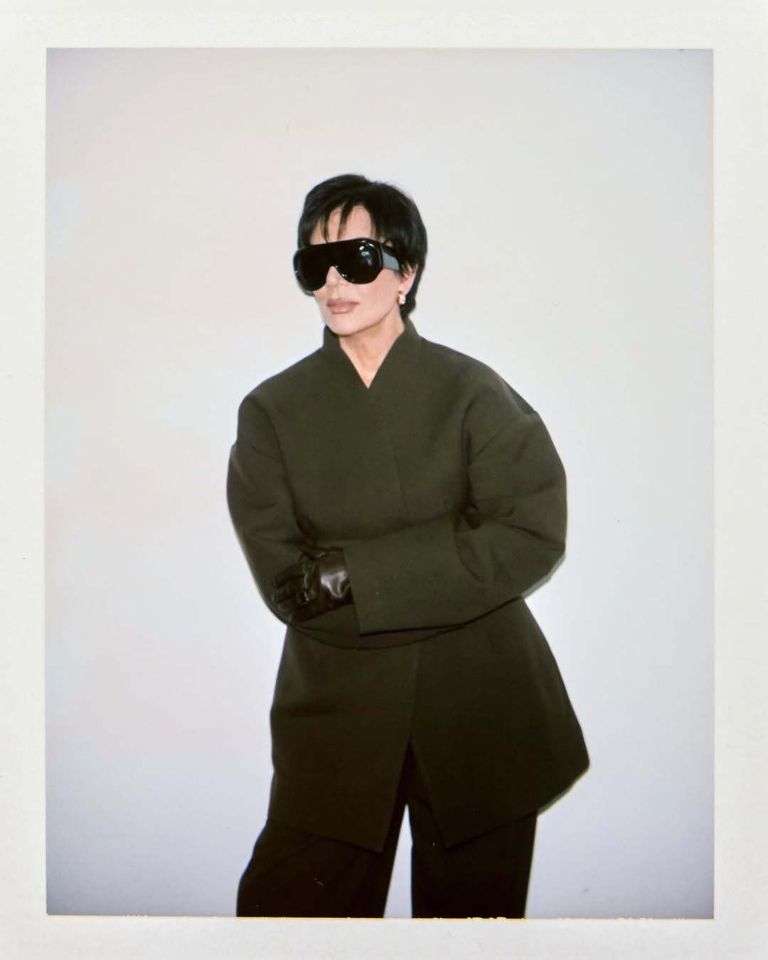 Access_Kardashian_5~5.jpg