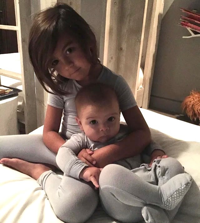 Access_Kardashian_6~6.jpg