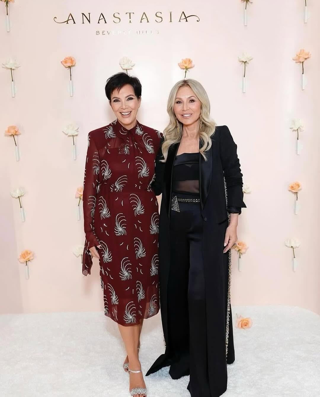 Access_Kardashian_6~7.jpg