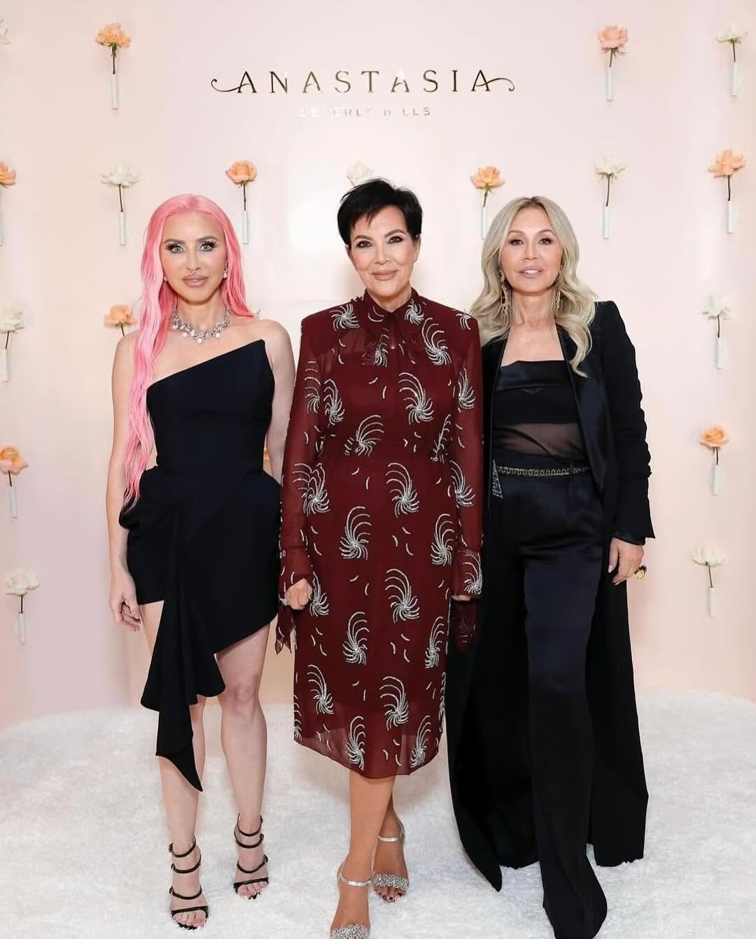 Access_Kardashian_7~7.jpg